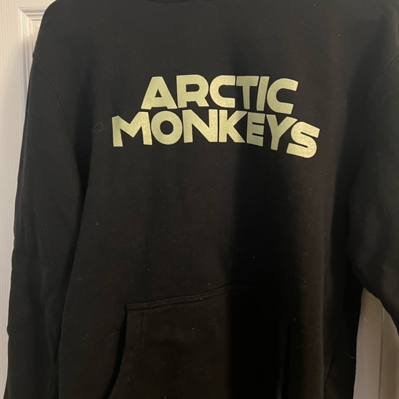 ARCTIC MONKEYS TOUR HOODIE purchased at Montreal concert in 2023 Barely worn - Picture 2 of 5